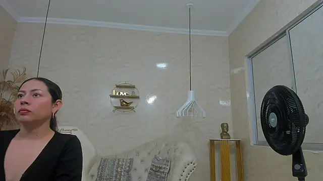 CAAMII SWEETT online show from April 2026 07:55:02 PM