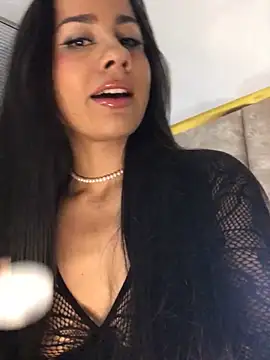 Snapshot of RebecaPalmer chatting on May 2026 06:11:02 AM RebecaPalmer online show from May 2026 06:11:02 AM