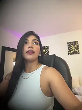 sara stormy online show from April 2026 07:48:01 PM