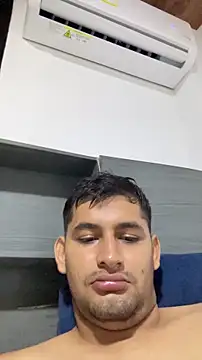 Snapshot of walterktm chatting on March 2026 01:05:02 AM walterktm online show from March 2026 01:05:02 AM