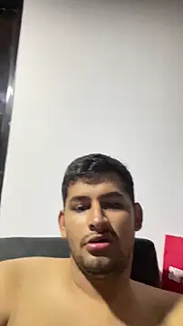 Snapshot of walterktm chatting on April 2026 01:16:02 AM walterktm online show from April 2026 01:16:02 AM