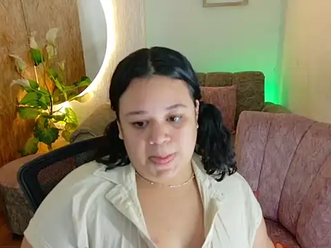 Snapshot of deva_big chatting on April 2026 04:04:02 AM deva big online show from April 2026 04:04:02 AM