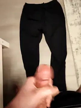 Snapshot of Marlon06_ chatting on April 2026 11:27:01 PM Marlon06 online show from April 2026 11:27:01 PM