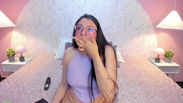 Snapshot of Angelie_Rosebrm chatting on March 2026 02:38:01 AM Angelie Rosebrm online show from March 2026 02:38:01 AM