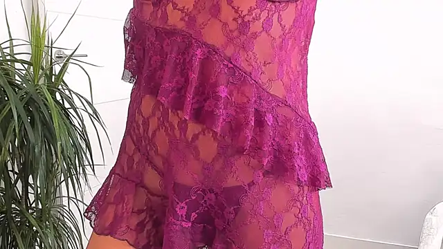 Snapshot of MsSecretVixen chatting on May 2026 01:41:01 PM MsSecretVixen online show from May 2026 01:41:01 PM