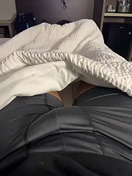 charles23xavier25 online show from February 2026 09:45:01 PM