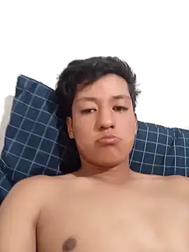 Snapshot of JoniXxX_ chatting on April 2026 05:54:01 PM JoniXxX online show from April 2026 05:54:01 PM