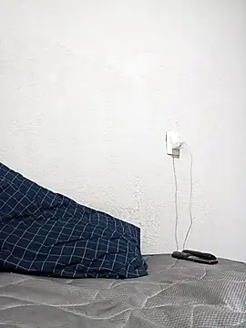 Snapshot of JoniXxX_ chatting on April 2026 09:09:02 PM JoniXxX online show from April 2026 09:09:02 PM