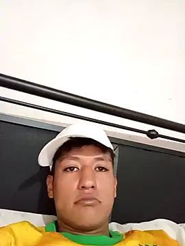 Snapshot of JoniXxX_ chatting on April 2026 08:01:02 PM JoniXxX online show from April 2026 08:01:02 PM