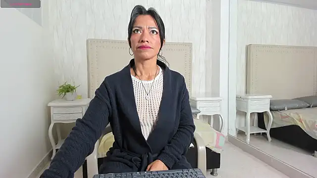 FernandaAvilax online show from March 2026 11:22:02 PM