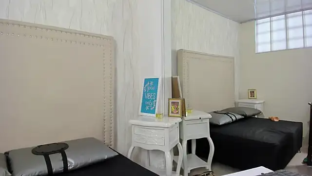 Snapshot of FernandaAvilax chatting on May 2026 06:47:02 PM FernandaAvilax online show from May 2026 06:47:02 PM