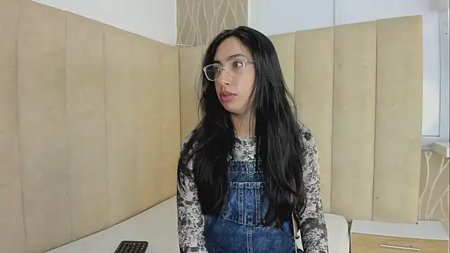 Kali morrigan online show from February 2026 02:04:02 PM