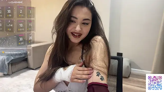 Snapshot of Sweet_BerryBabe chatting on April 2026 11:40:01 PM Sweet BerryBabe online show from April 2026 11:40:01 PM