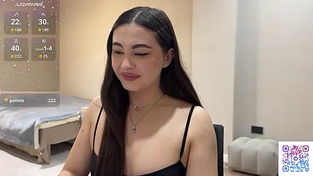 Snapshot of Sweet_BerryBabe chatting on May 2026 10:52:02 PM Sweet BerryBabe online show from May 2026 10:52:02 PM