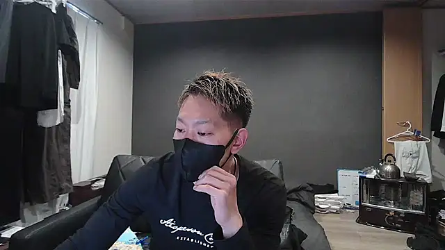 Snapshot of ryuaaaaa chatting on March 2026 07:47:02 AM ryuaaaaa online show from March 2026 07:47:02 AM