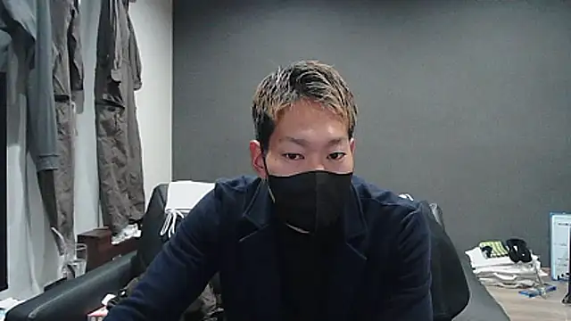 Snapshot of ryuaaaaa chatting on April 2026 04:48:01 PM ryuaaaaa online show from April 2026 04:48:01 PM