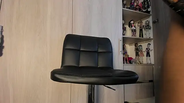 Snapshot of sweetveronicalodge chatting on April 2026 02:43:01 PM sweetveronicalodge online show from April 2026 02:43:01 PM