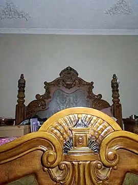 felineAphrodite online show from March 2026 05:15:01 PM