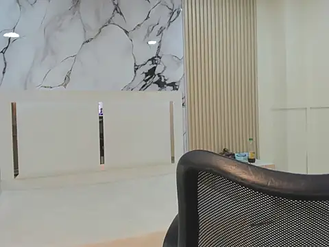 Snapshot of JhoselynQueen chatting on March 2026 03:20:01 AM JhoselynQueen online show from March 2026 03:20:01 AM