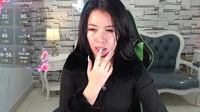 Kylia a online show from June 2026 08:11:02 PM