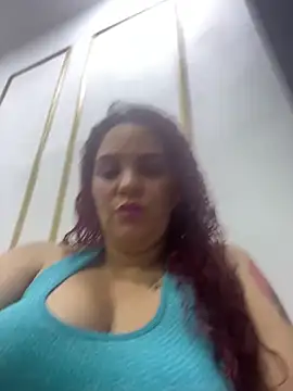 Snapshot of Eva_milfxxx chatting on June 2026 02:05:02 AM Eva milfxxx online show from June 2026 02:05:02 AM