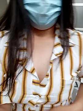 Rosyshadow online show from March 2026 07:28:02 PM