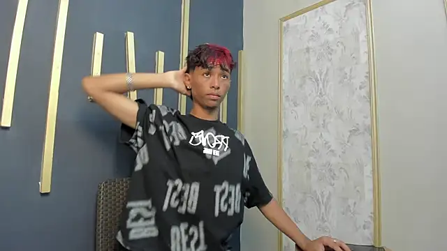 Little Twink19x online show from February 2026 07:11:01 PM