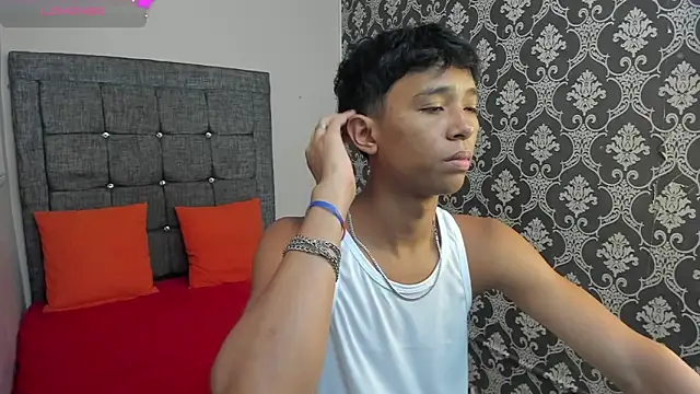 Little Twink19x online show from June 2026 07:23:01 PM