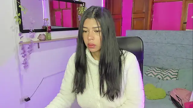 Aysha winxs online show from March 2026 03:32:01 AM