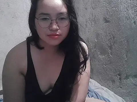 Snapshot of wildchinita00 chatting on April 2026 08:44:01 PM wildchinita00 online show from April 2026 08:44:01 PM