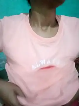 Snapshot of Nimisha-Basu chatting on March 2026 06:14:01 AM Nimisha-Basu online show from March 2026 06:14:01 AM