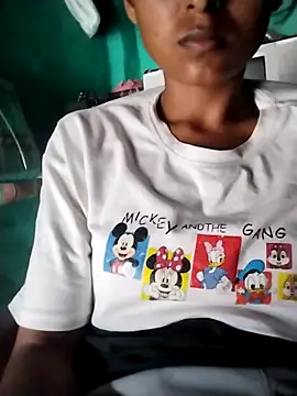 Snapshot of Nimisha-Basu chatting on April 2026 08:18:02 AM Nimisha-Basu online show from April 2026 08:18:02 AM