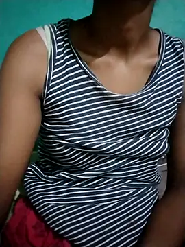 Snapshot of Nimisha-Basu chatting on April 2026 04:37:01 AM Nimisha-Basu online show from April 2026 04:37:01 AM