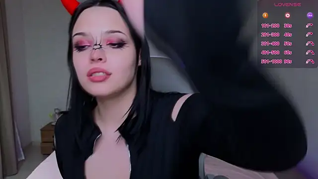 Snapshot of DorisLuxury chatting on April 2026 08:53:02 PM DorisLuxury online show from April 2026 08:53:02 PM