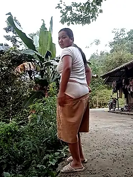 chubby0011 online show from April 2026 11:16:01 PM