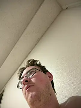 Snapshot of bigdickens69BWC chatting on April 2026 01:24:02 PM bigdickens69BWC online show from April 2026 01:24:02 PM