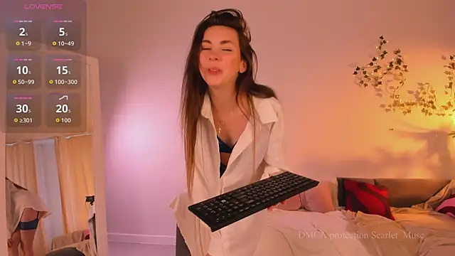 Snapshot of Scarlet_Muse_ chatting on April 2026 10:01:02 AM Scarlet Muse online show from April 2026 10:01:02 AM