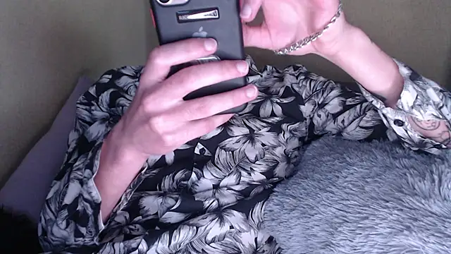 Samuel Skywalker online show from June 2026 07:33:02 AM