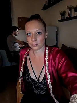 ZaramourXMrX online show from April 2026 07:36:02 PM