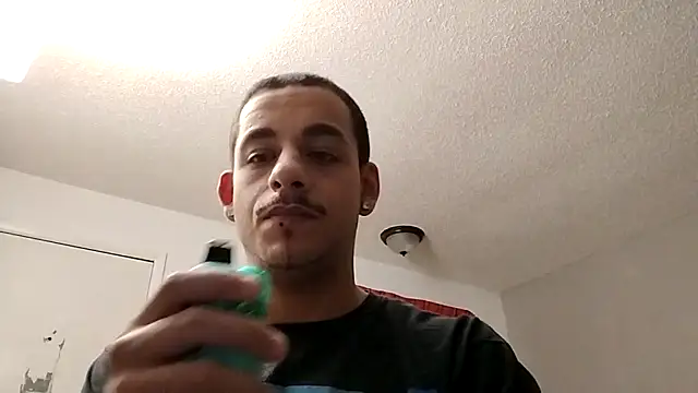 momo0208 online show from February 2026 03:27:02 AM