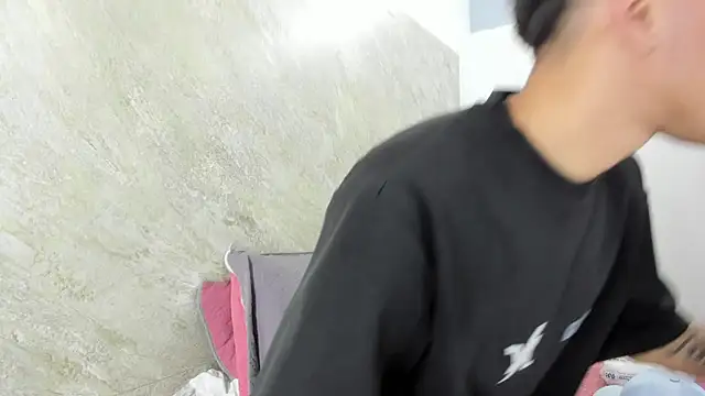 Snapshot of Mick-lollipop chatting on April 2026 07:47:01 PM Mick-lollipop online show from April 2026 07:47:01 PM