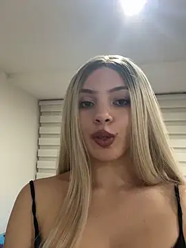 Snapshot of romanovanita chatting on May 2026 05:03:02 AM romanovanita online show from May 2026 05:03:02 AM