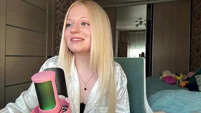 Snapshot of JeneeBIanks chatting on March 2026 11:46:02 AM JeneeBIanks online show from March 2026 11:46:02 AM