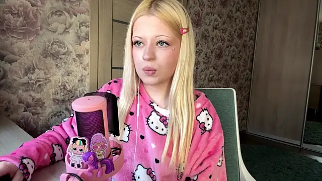 Snapshot of JeneeBIanks chatting on March 2026 12:38:01 PM JeneeBIanks online show from March 2026 12:38:01 PM