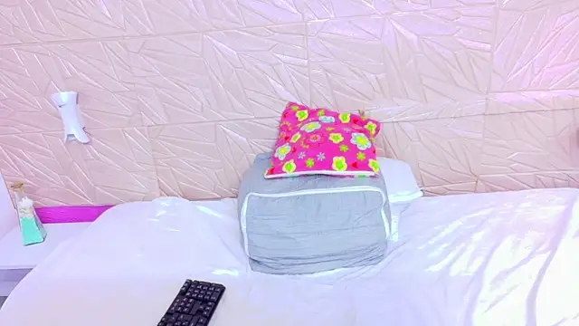 nina bae online show from March 2026 08:42:01 PM