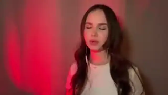 MarylynnSimens online show from February 2026 07:23:02 PM