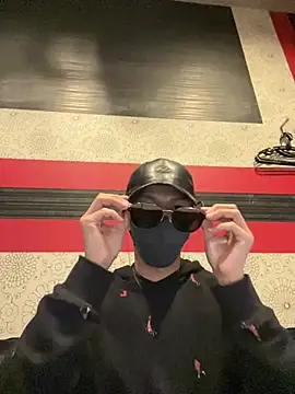 Snapshot of Yumemiru-k chatting on March 2026 05:59:02 AM Yumemiru-k online show from March 2026 05:59:02 AM