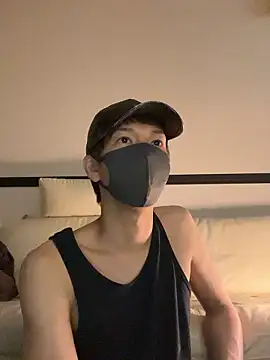 Snapshot of Yumemiru-k chatting on April 2026 01:17:02 AM Yumemiru-k online show from April 2026 01:17:02 AM