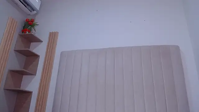 sirena fuego online show from April 2026 02:01:02 PM