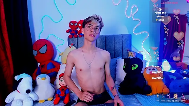 Snapshot of Callum_777 chatting on April 2026 07:39:01 AM Callum 777 online show from April 2026 07:39:01 AM